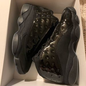 Jordan retro 13 size 12 cap and gown with box